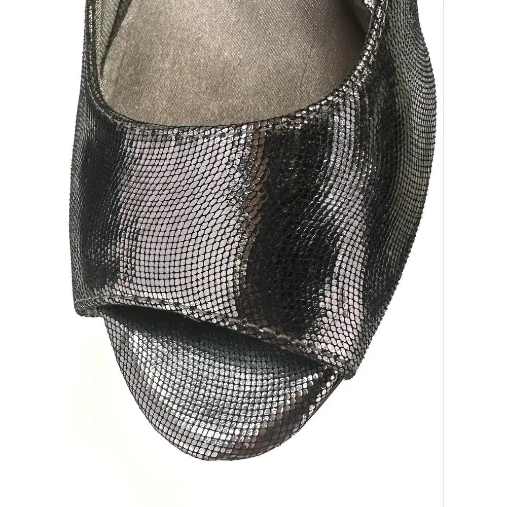Naturalizer Novelty Stiletto Heels Size 8N/38 Pewter/Gray Metallic Fabric Pumps
